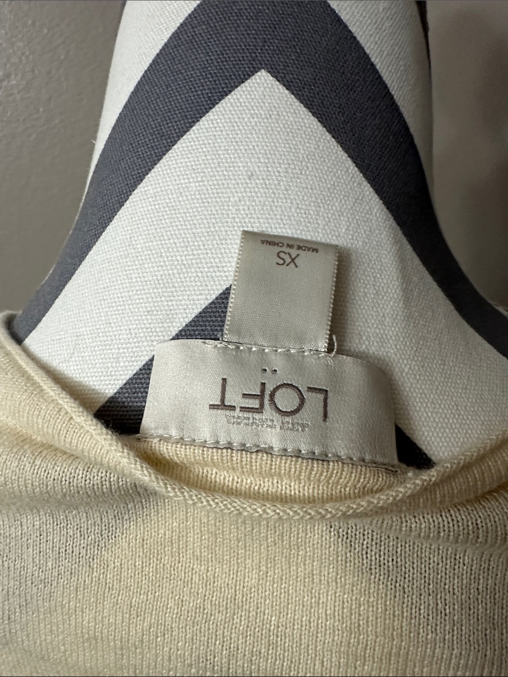 LOFT XS cream cardigan dainty short sleeve button down - Picture 2 of 6
